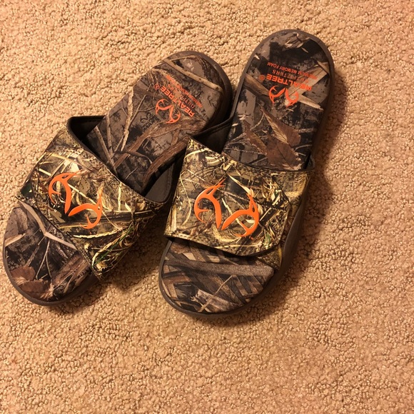 Realtree Shoes - Realtree Memory Foam Slides